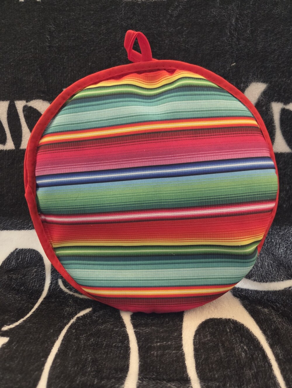 (BUY NOW)Cocinaware Striped Serape Tortilla Warmer, NWOT
